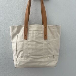 Tecovas Cream Canvas Tote with Tan Leather Straps